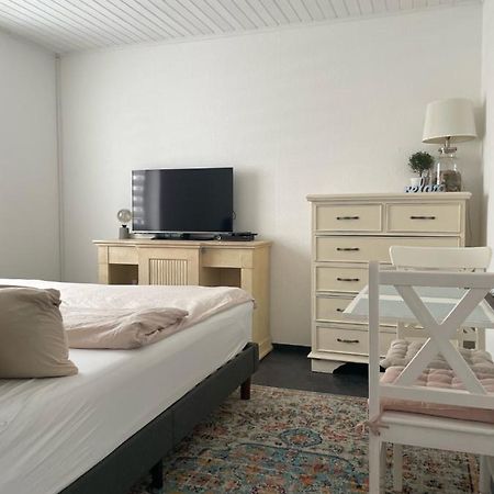 Einliegerwohnung In Taunusstein Bleidenstadt Exteriör bild