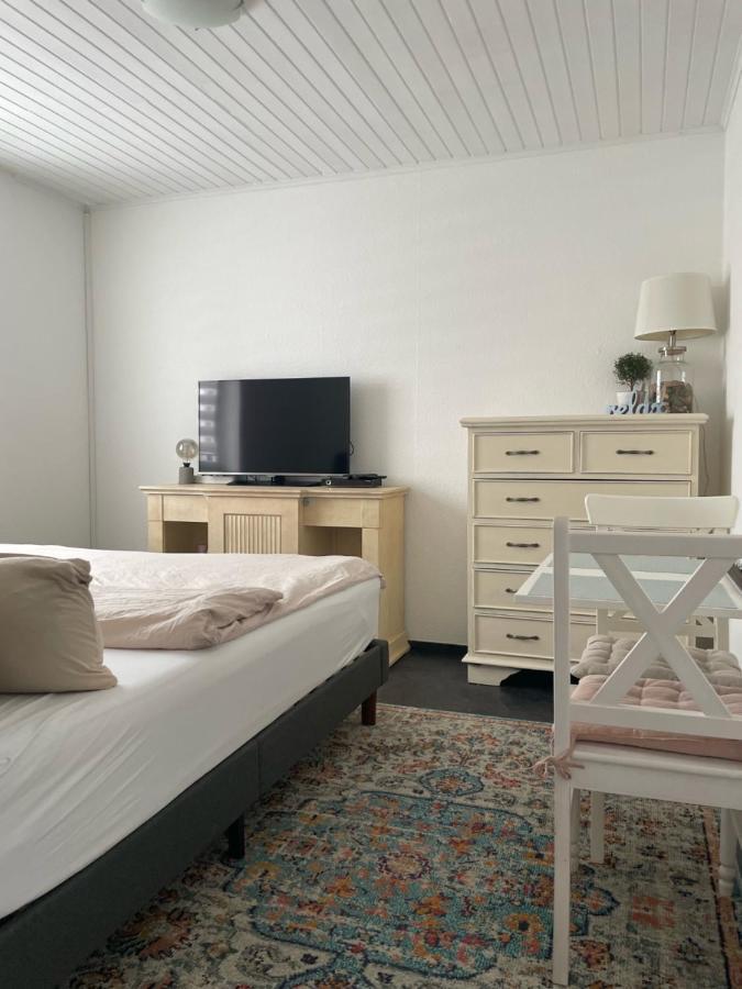 Einliegerwohnung In Taunusstein Bleidenstadt Exteriör bild